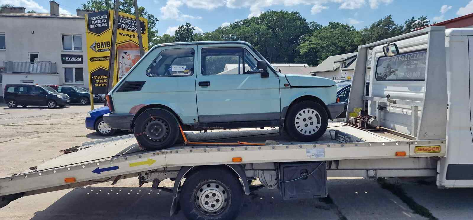 pomoc drogowa Warszawa. Transport maluch do komisu